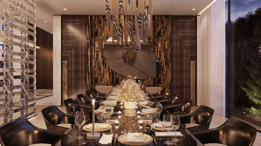 Salle à manger luxueuse dans une villa de Dubaï comprenant une grande table ovale dressée pour le dîner avec des plats et des verres élégants, entourée de chaises rembourrées sombres. Un lustre au-dessus et un éclairage d'ambiance complètent le bois