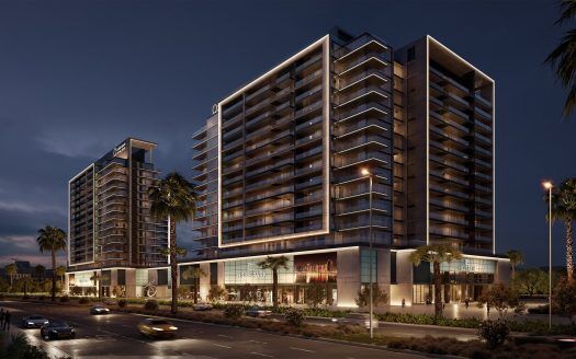 Vue nocturne d'un complexe hôtelier moderne à plusieurs étages avec des balcons éclairés, entouré de palmiers et de voitures passant dans la rue : idéal pour investir à Dubaï.