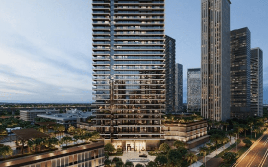 Un paysage urbain moderne composé de plusieurs gratte-ciel. Le bâtiment central présente un motif horizontal distinctif et un toit végétalisé. Les bâtiments environnants sont élégants, se détachant sur un ciel bleu parsemé de nuages et sur les rues de la ville en contrebas.