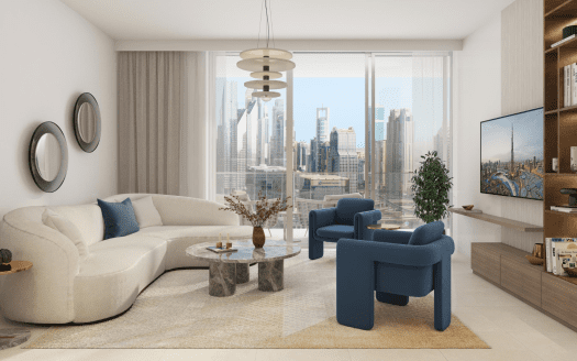 Salon moderne avec une grande fenêtre donnant sur les toits de la ville, comprenant un canapé sectionnel incurvé, deux fauteuils bleus, une table basse circulaire et des étagères avec des livres et une décoration dans une villa de Dubaï.