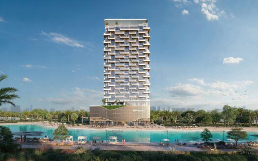 Le Caden est une grande tour moderne à la façade géométrique unique qui se dresse au bord d'un grand lagon turquoise, entouré de palmiers, de chaises longues et de jardins paysagers sous un ciel clair et lumineux.