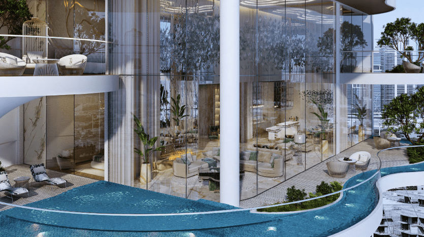 Intérieur luxueux d'un penthouse à plusieurs niveaux à Dubaï avec de grandes fenêtres incurvées offrant une vue sur la ville, un mobilier moderne, des plantes d'intérieur et une piscine intégrée sur la terrasse.
