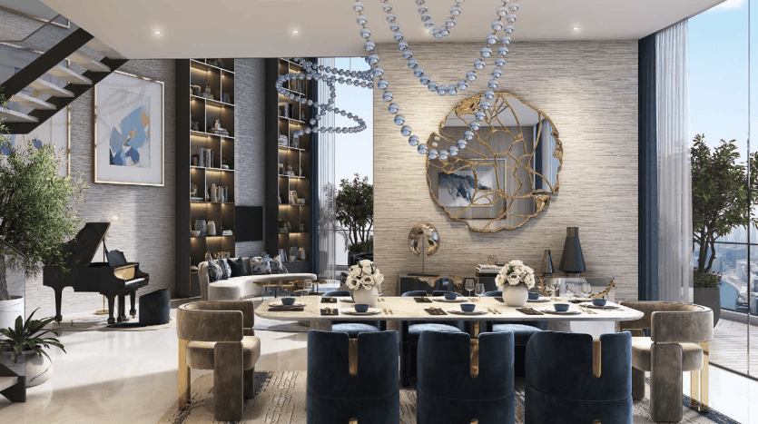 Salle à manger luxueuse dans une villa de Dubaï avec une grande table entourée de chaises moelleuses, un piano élégant dans le coin et un lustre moderne saisissant au-dessus. De grandes fenêtres offrent une vue sur l'horizon