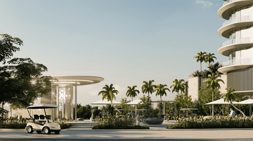 Une scène extérieure sereine mettant en vedette une voiturette de golf garée à côté de jardins luxuriants, avec des palmiers et des bâtiments contemporains et élégants sous un ciel clair au crépuscule à Dubaï.