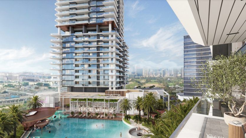 Un luxueux gratte-ciel résidentiel à Dubaï avec une piscine et une terrasse sur le toit, entouré d'autres immeubles de grande hauteur sous un ciel bleu clair. Une verdure luxuriante agrémente le quartier.