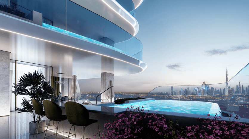 Amaal 8 présente une luxueuse scène sur le toit avec une piscine à débordement surplombant l'horizon de la ville au crépuscule. L'élégante architecture incurvée présente des balustrades en verre et un mobilier moderne, tandis que les fleurs violettes vibrantes et les lumières scintillantes de la ville amplifient l'ambiance sereine et sophistiquée.