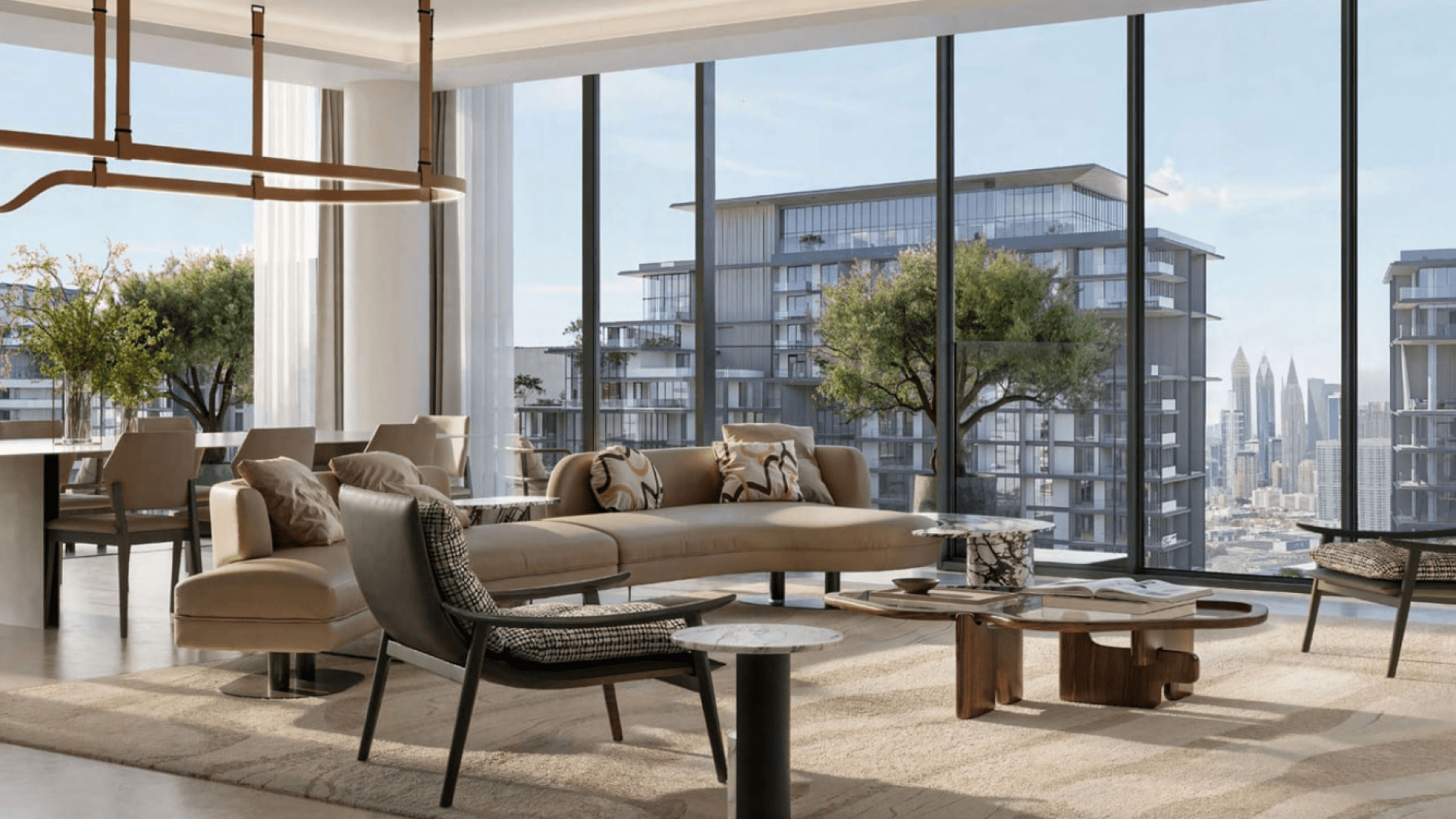 Salon luxueux et moderne avec mobilier élégant, baies vitrées et vue sur le paysage urbain rappelant City Walk. Des canapés aux tons neutres, des chaises et un tapis créent une ambiance chaleureuse. La verdure extérieure est visible au-delà de la vitre, renforçant l'atmosphère sereine.