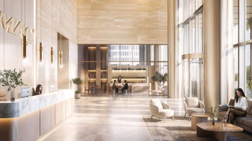 El amplio y moderno vestíbulo, con ventanas altas, muebles claros y superficies de mármol, evoca la elegancia de la Piazza Roma. Los visitantes pueden relajarse en la recepción, en el salón y en la cafetería, bañada por la luz natural.