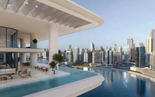 Lujoso balcón de villa con piscina infinita con vistas al moderno horizonte de rascacielos y monumentos arquitectónicos de Dubai bajo un cielo azul despejado.
