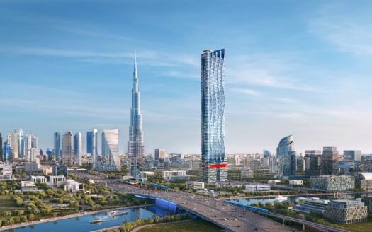 Un paisaje urbano con rascacielos modernos bajo un cielo azul brillante. El edificio más alto es el céntrico Burj Khalifa. En primer plano, un río corre a lo largo de una carretera principal con un rascacielos alto y elegante con la etiqueta "Damac" en un lugar destacado.