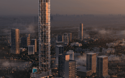 Un gran rascacielos moderno domina un paisaje urbano al atardecer, rodeado de varios edificios más pequeños y una exuberante vegetación. Las luces iluminan los edificios y un cielo brumoso crea una escena tranquila y atmosférica.