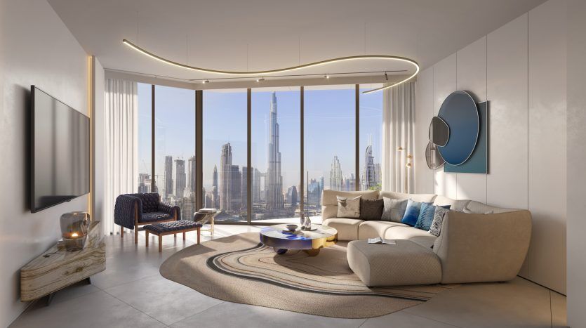 Salon luxueux dans un appartement de Dubaï avec un mobilier moderne et une vue imprenable sur les toits de la ville, avec de grandes fenêtres, des canapés élégants et un plafonnier abstrait.