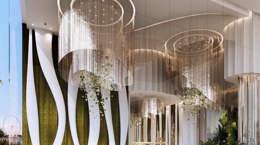 Intérieur du hall moderne avec structures incurvées avec verdure intégrée, luminaires cristallins suspendus et sols réfléchissants, créant une atmosphère luxueuse et contemporaine idéale pour l'investissement à Dubaï.