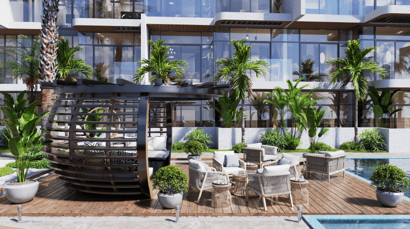 Un luxueux coin salon au bord de la piscine à l'extérieur d'une villa moderne à Dubaï, doté de sièges élégants, de plantes en pot luxuriantes et d'un pavillon en bois sophistiqué.