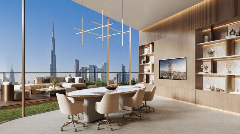Bureau moderne dans la tour Sol Luxe avec une table de conférence en marbre, des chaises de couleur crème et des fenêtres allant du sol au plafond et donnant sur la ligne d'horizon de Burj Khalifa. Une terrasse extérieure avec des sièges et de la verdure ainsi qu'un éclairage élégant ajoutent une touche luxueuse.