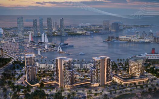 Paesaggio urbano sull'acqua al tramonto, con grattacieli moderni, il porto turistico di Mina Rashid con le sue barche a vela e gli yacht e le strade bordate di palme in primo piano, che si affacciano sul mare e su uno skyline lontano.