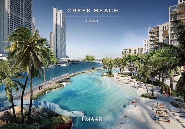Rendu artistique de Creek Beach Grove par Emaar, avec un front de mer luxueux avec des palmiers, une piscine, des chaises longues et des immeubles de grande hauteur modernes dans l'un des meilleurs quartiers de