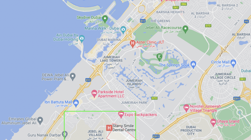 Carte montrant une section d'Al Firman Dubaï avec des monuments mis en évidence tels que les tours de Jumeirah Lakes, la marina de Dubaï et divers hôtels et cliniques.